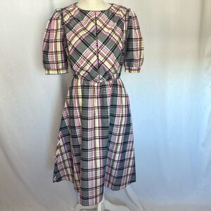 Vintage Plaid Daydress Women’s S Petite, Midi Length Pin-up Rockabilly Retro